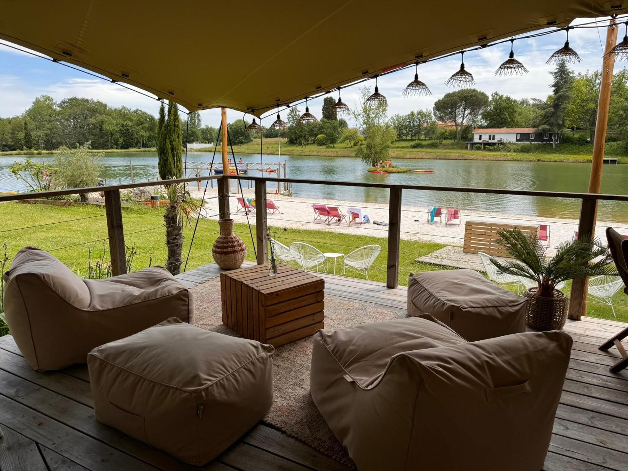 Whaka Lodge Seissan Exterior foto